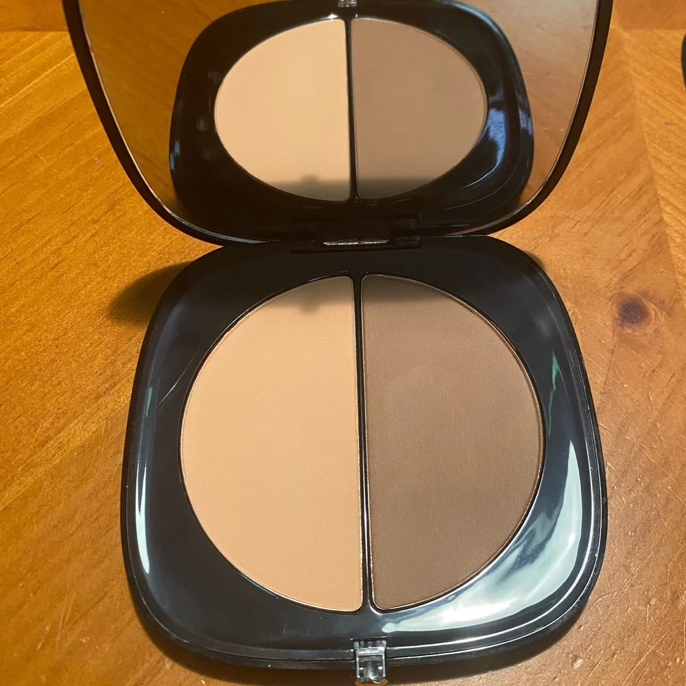 Marc Jacobs Light Filtering Contour Powder